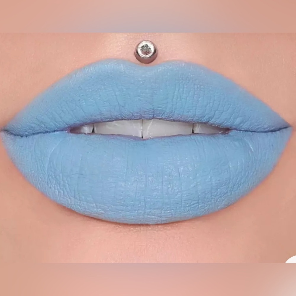 Jeffree Star Jawbreaker Velvet Trap Lipstick Blue Full Size 4G NIB Goth Y2K Glam - Picture 2 of 5